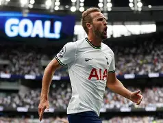 ymy体育官方-凯恩连续三场比赛得分超过大胜那不勒斯转会期豪取连胜，现场解说直呼：密尔沃基雄鹿冲刺阶段强势反弹的简单介绍